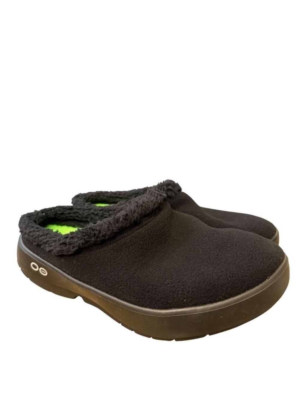 Oofos Oocoozie Fleece Recovery Clog Men size 10 Black